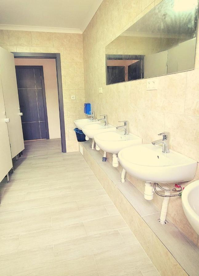 Uman Welcome Hostel Экстерьер фото