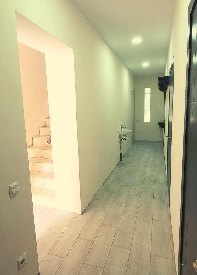 Uman Welcome Hostel Экстерьер фото